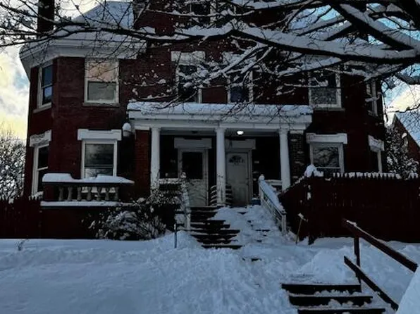 29 Erchles Street, Rumford, ME 04276