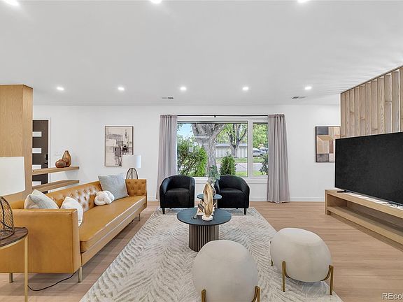 4th image of 3735 S Hibiscus Way