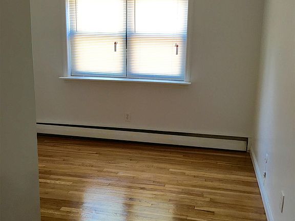 4th image of 249 Prospect St APT 12B