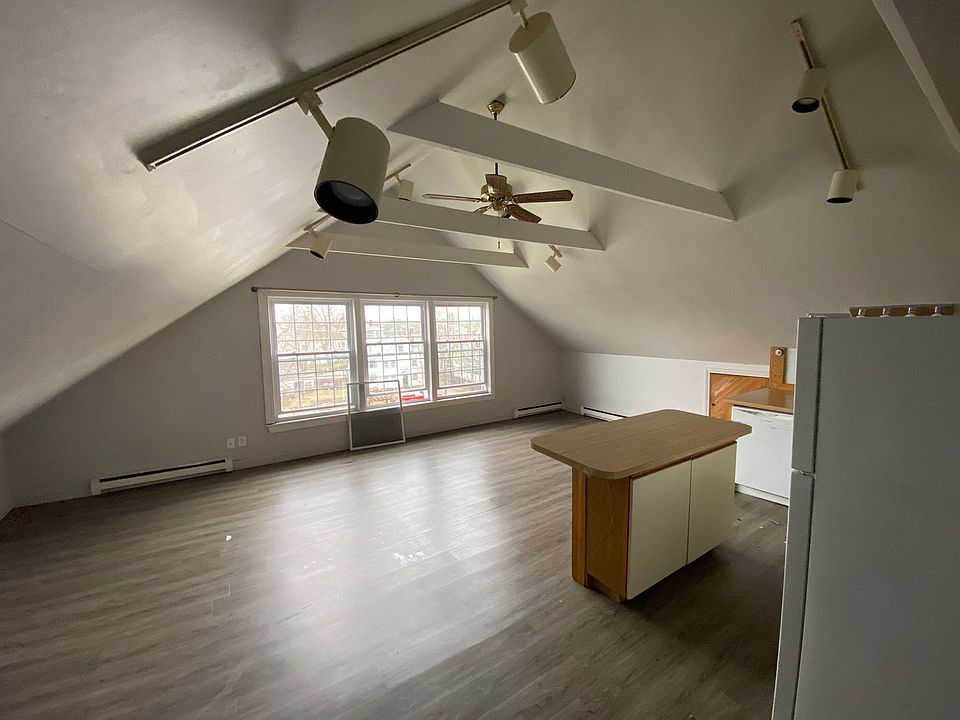 1st image of 33 Orange St #33C