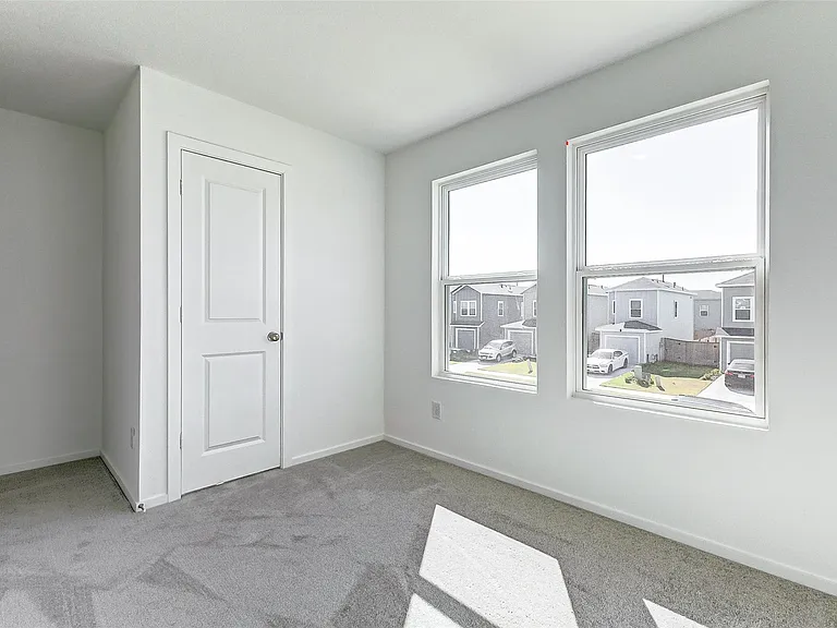 21438 Carosella Dr — Photo 18