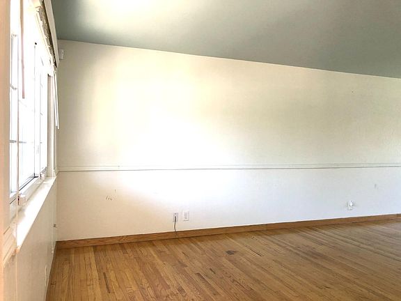 4th image of 3283 Selva Dr