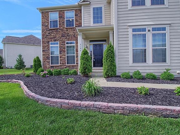 2nd image of 3194 Winding Woods Dr