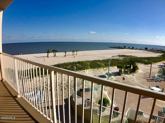4th image of 1899 Beach Blvd