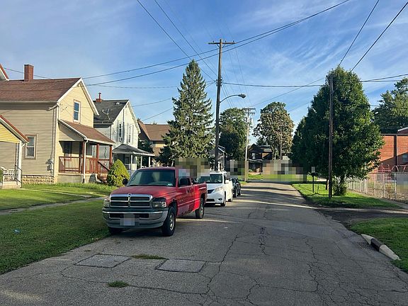 5th image of 203 Windsor St