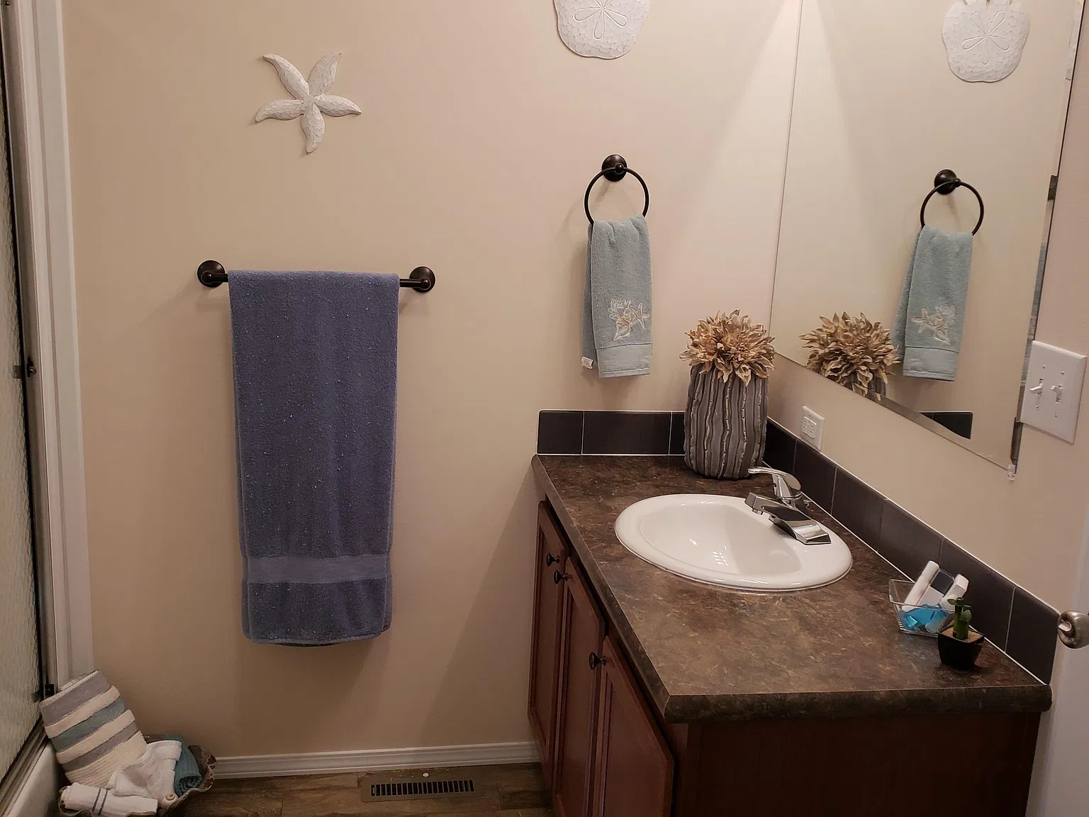 Evergreen Estates — Photo 4
