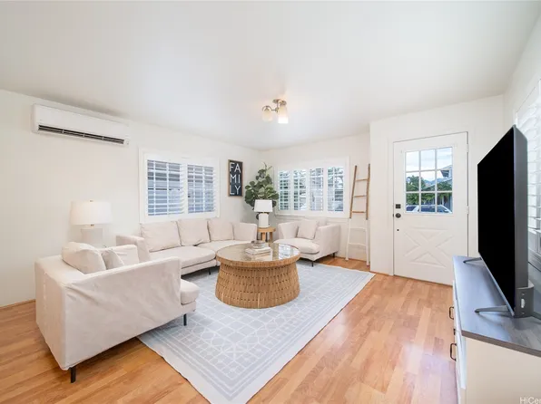 87-1041 Huamoa St, Waianae, HI 96792