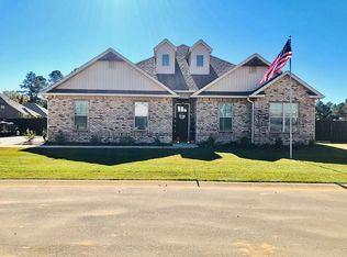 Clifton Rd, Perry, GA 31069