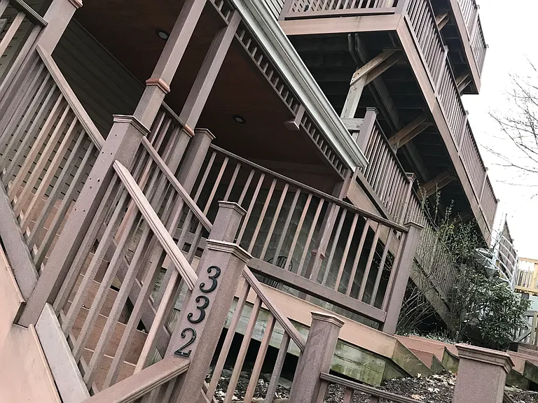 332 Merrimac St — Photo 1