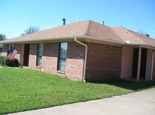 7425 Windhaven Rd, North Richland Hills, TX 76182