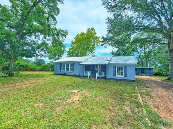 2501 E Houston Ave, Crockett, TX 75835