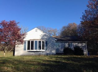 15 Torrey Rd, Cumberland, RI 02864