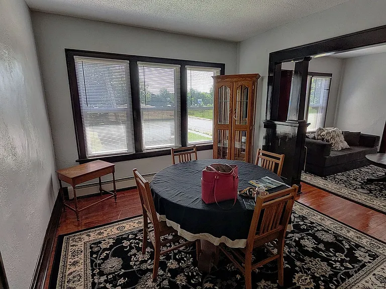 1812 Golden Valley Rd — Photo 11