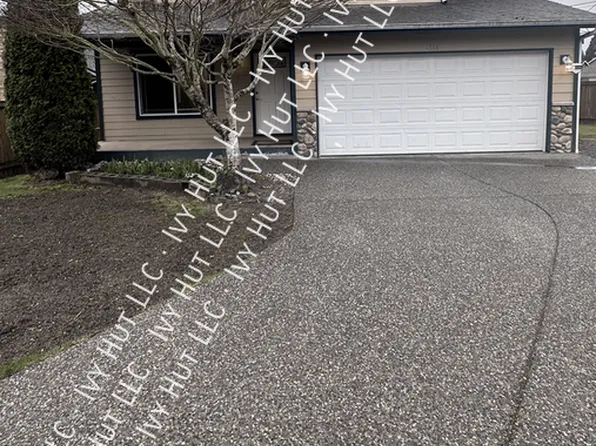 6725 Highland Dr, Everett, WA 98203