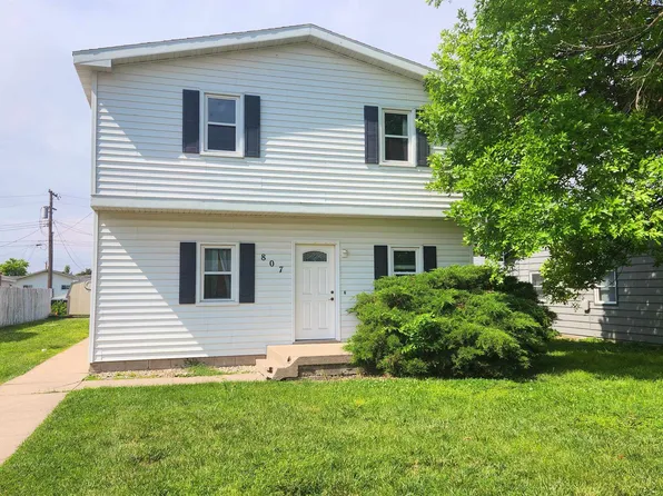 807 Jefferson St, Gothenburg, NE 69138