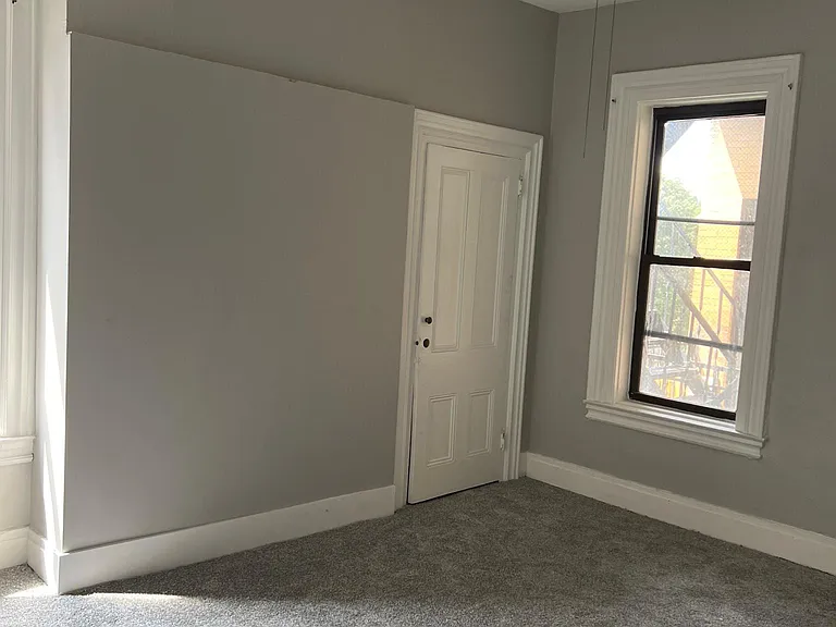 319 N Beatty St #4 — Photo 26