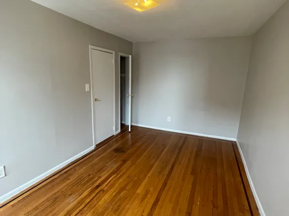 585 East 21st Street image 1 of 10