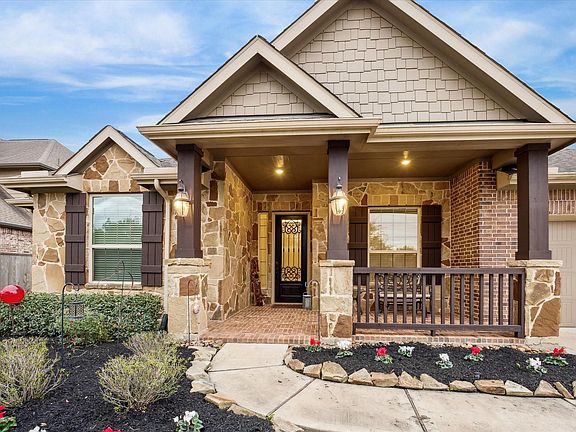 2nd image of 6615 Cottonwood Crest Ln