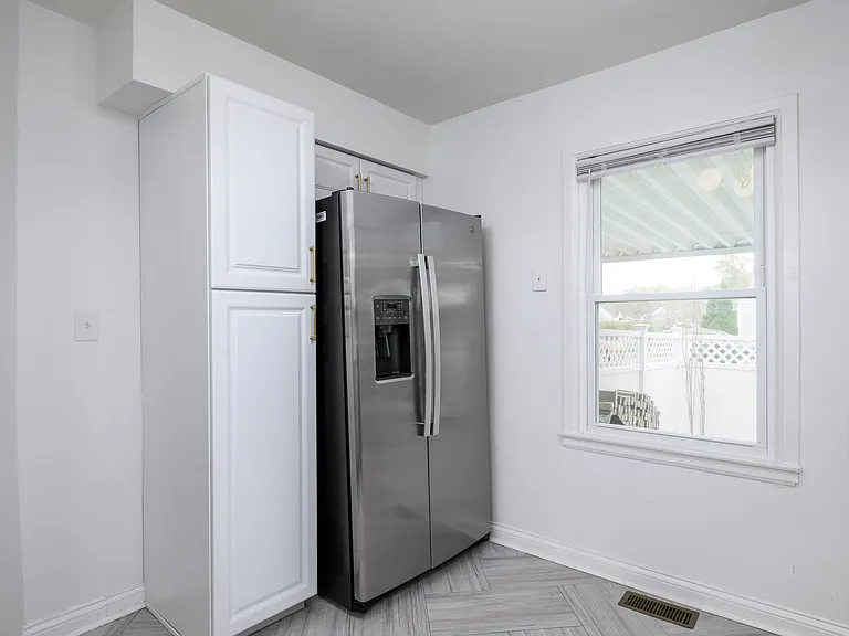 600 Marquette Dr — Photo 10