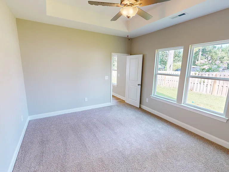 1056 Moen Loop — Photo 19