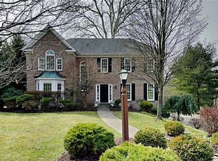 2404 Ramblewood Dr, Wexford, PA 15090