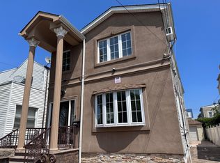 135-55 233rd St #1, Rosedale, NY 11422