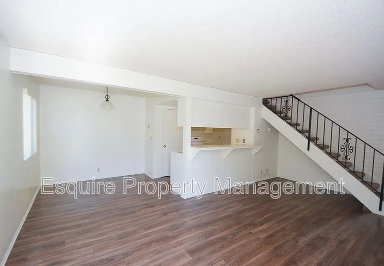 1202 Portola Rd — Photo 2