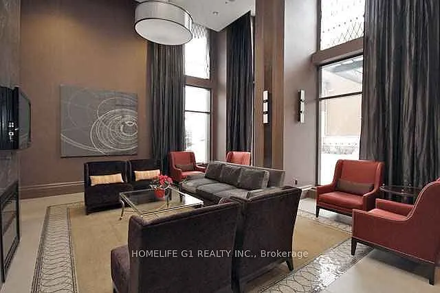 385 Prince Of Wales Dr #324 — Photo 16