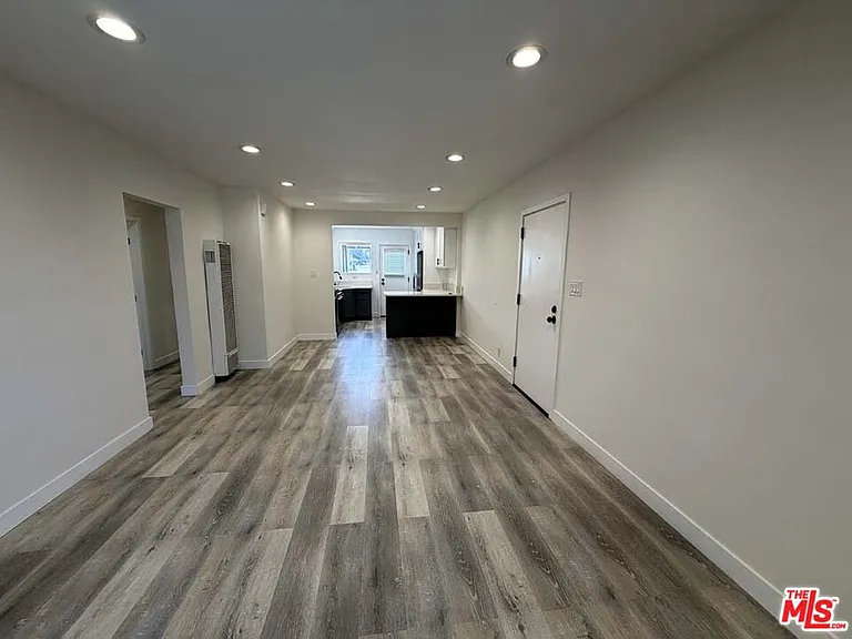 8818 Ramsgate Ave #8822-1/2 — Photo 3