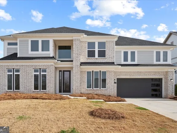 247 Clear Lake Pkwy, Hoschton, GA 30548