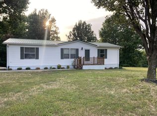 134 Baker Ridge Rd, Waverly, TN 37185