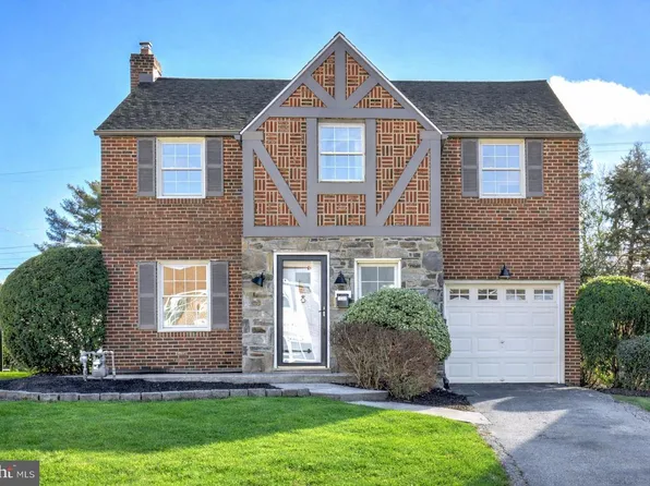 1529 Brierwood Rd, Havertown, PA 19083