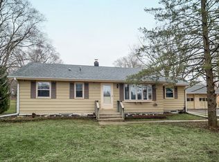 W229S8610 Big Bend Dr, Big Bend, WI 53103