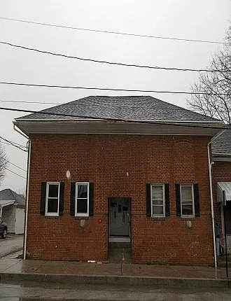 15 Center St #4 Photo 1