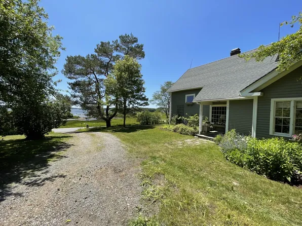 104 River Road, Cushing, ME 04563