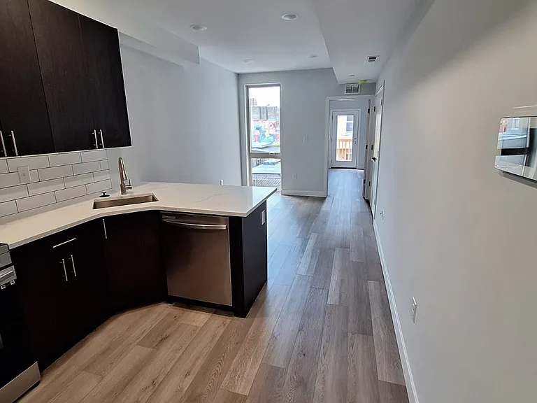 2513 N 7th St #2 — Photo 1
