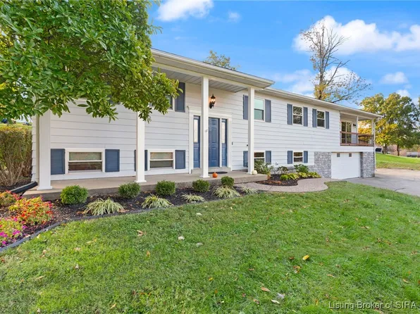 8802 N Dogwood Drive, Charlestown, IN 47111