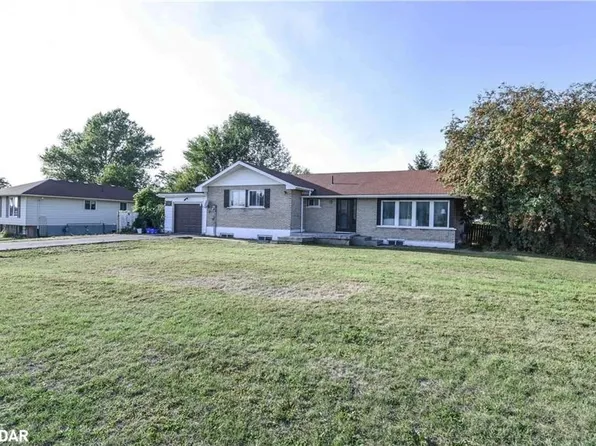2146 Innisfil Beach Rd, Innisfil, ON L9S 4B9