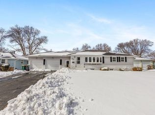 5919 Admiral Ln N, Minneapolis, MN 55429