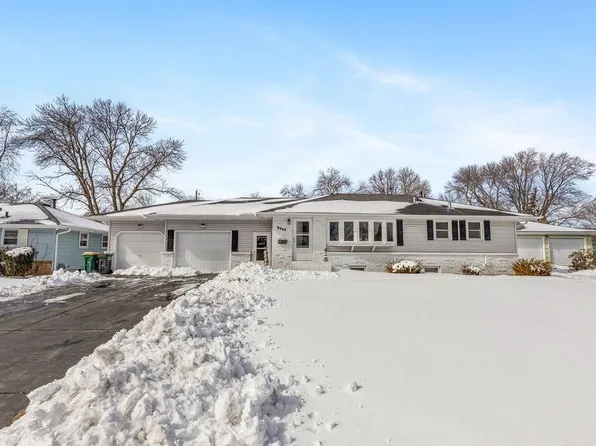 5919 Admiral Ln N, Minneapolis, MN 55429