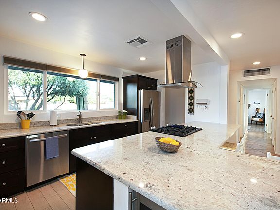 2nd image of 4614 N MILLER Road