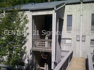 10146 Iron Mill Rd, North Chesterfield, VA 23235