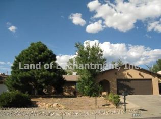 8805 Freedom Way NE, Albuquerque, NM 87109