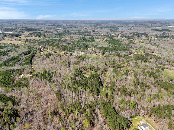 5th image of 736 Burton Rd