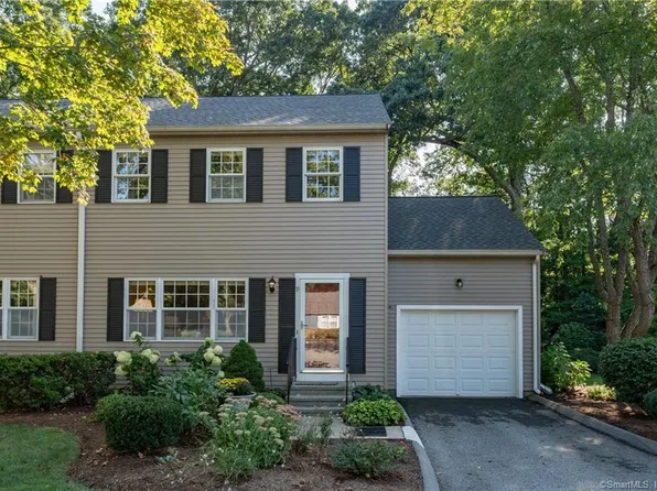 9 Strathmore Lane #9, Madison, CT 06443