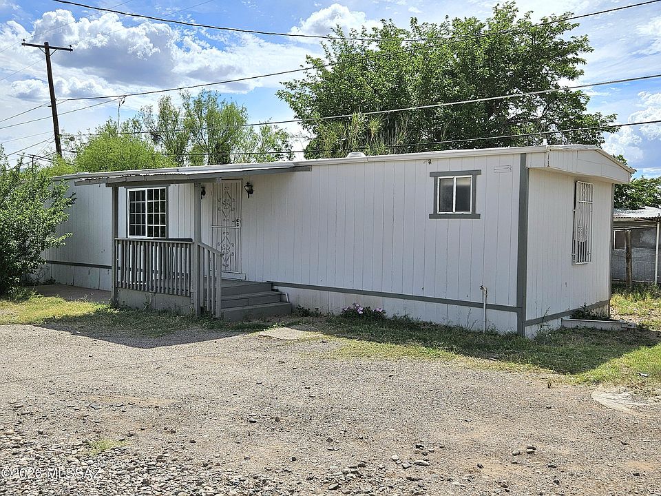1st image of 2010 S Bowers St #5