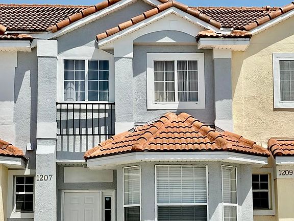 5th image of 1207 S Beach Cir #1207