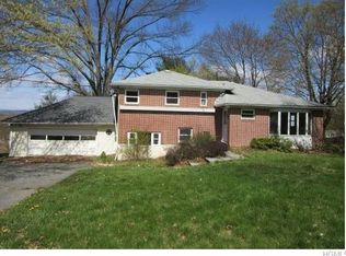 354 Fairview Ave, Yorktown Heights, NY 10598