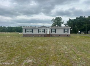 2948 Old New Bern Rd, Chocowinity, NC 27817