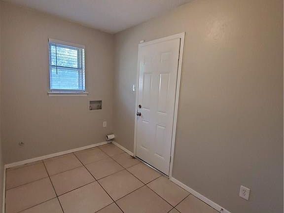 5th image of 6763 Winchester Ct